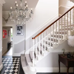 https://douglas-terrace.edinburghhotelsuk.org